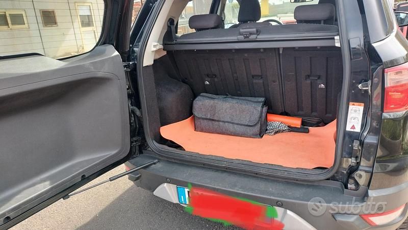 Usata Ford Ecosport 90 CV (66 kW) 2014 Nero SUV
