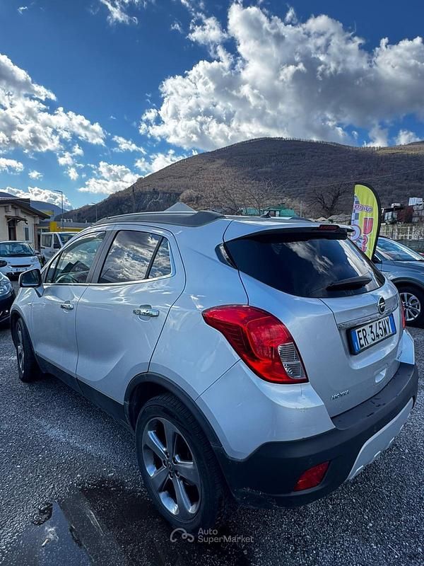 Usata Opel Mokka 131 CV (96 kW) 2013 Argento SUV