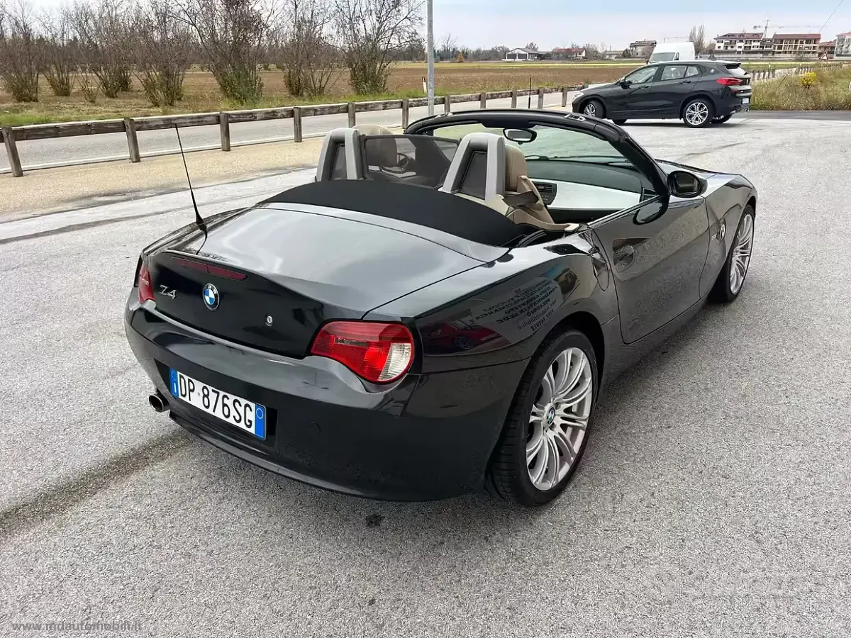 Usata BMW Z4 150 CV (110 kW) 2008 Nero Cabrio