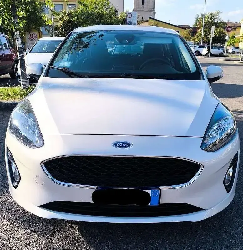 Usata Ford Fiesta Business Edition 75 CV (55 kW) 2021 Bianco Utilitaria