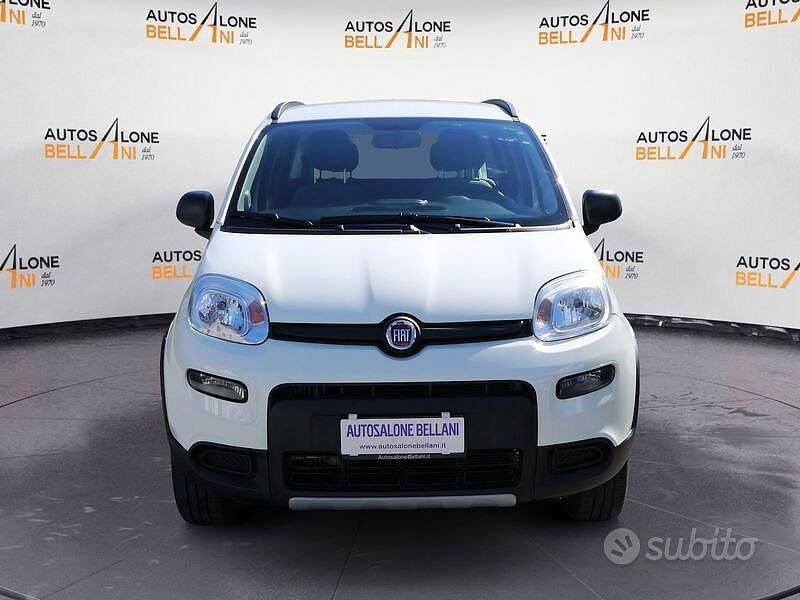 Usata Fiat Panda 4x4 Wild 86 CV (63 kW) 2022 Bianco Utilitaria