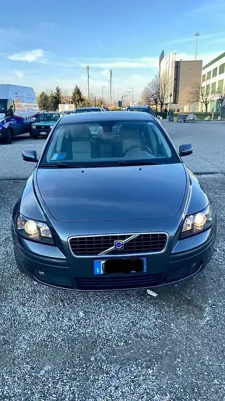 Usata Volvo S40 Momentum 125 CV (91 kW) 2004 Grigio Berlina