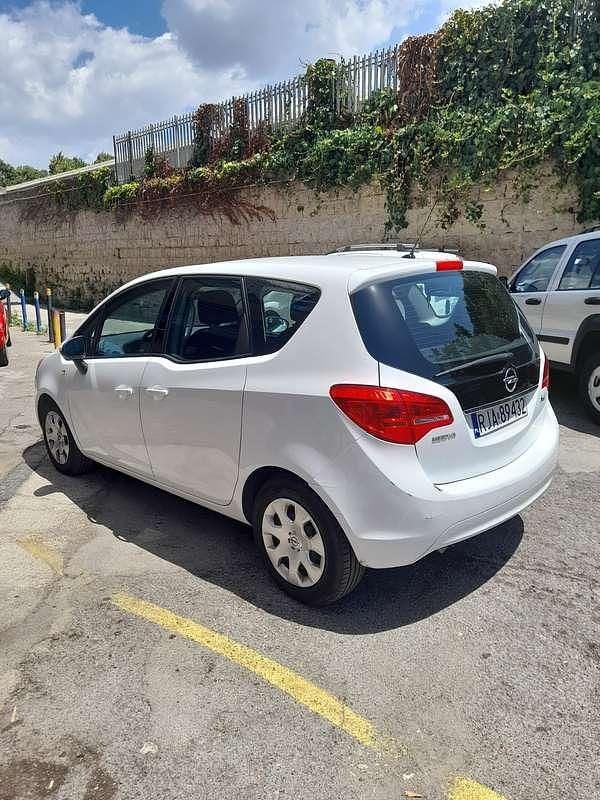 Usata Opel Meriva Club 90 CV (66 kW) 2013 Bianco Monovolume