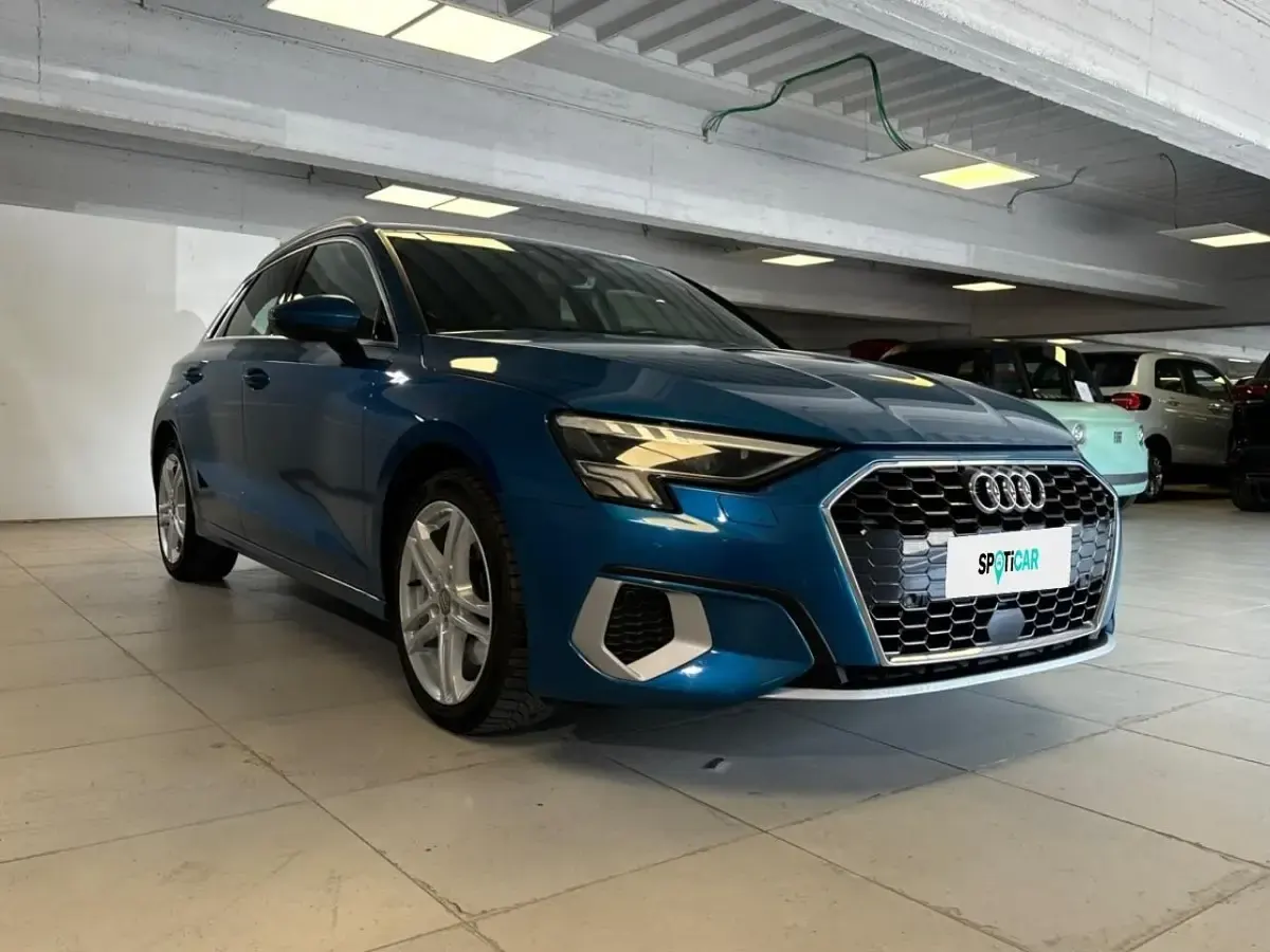 Usata Audi A3 150 CV (110 kW) 2021 Blu Berlina