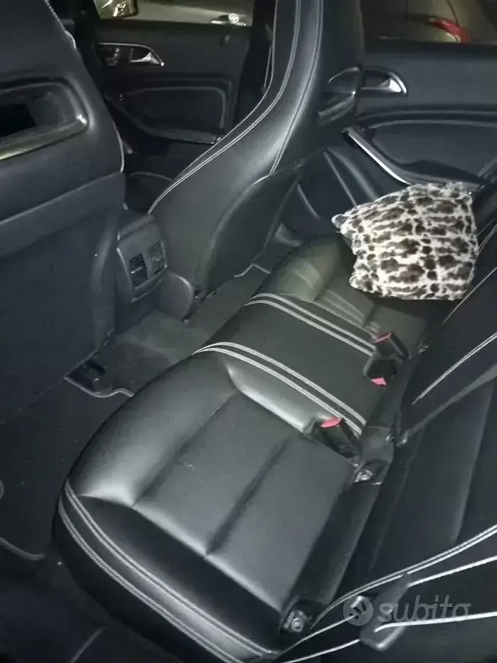 Usata Mercedes GLA200 Edition 109 CV (80 kW) 2019 Nero SUV