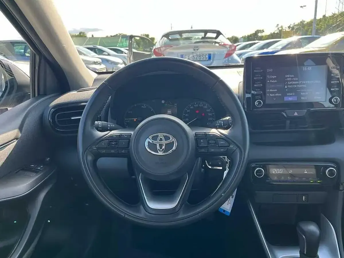 Usata Toyota Yaris Active 2022 Grigio Utilitaria