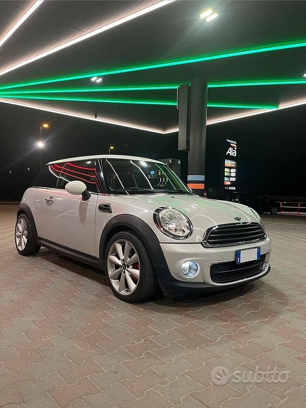 Usata Mini Cooper D 2012 Utilitaria