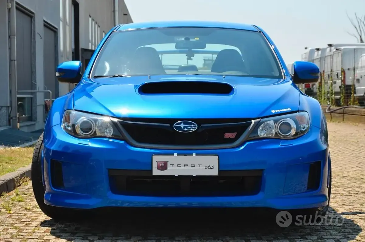 Usata Subaru Impreza 300 CV (220 kW) 2012 Bluazzurro Berlina