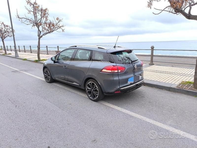 Usata Renault Clio GrandTour 2016 Grigio Station wagon