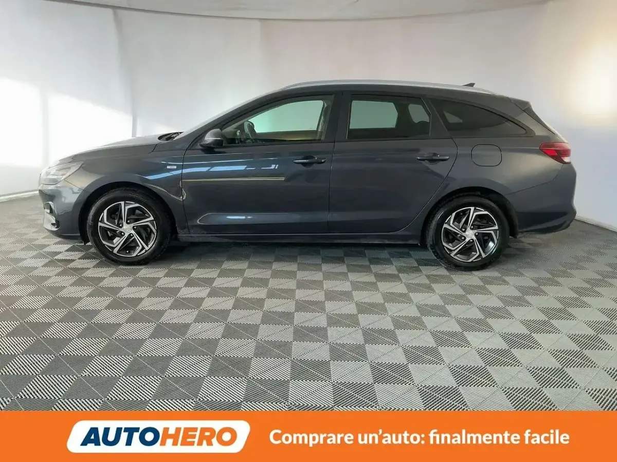 Gebraucht Hyundai i30 Prime 136 PS (100 kW) 2021 Grau Kombi