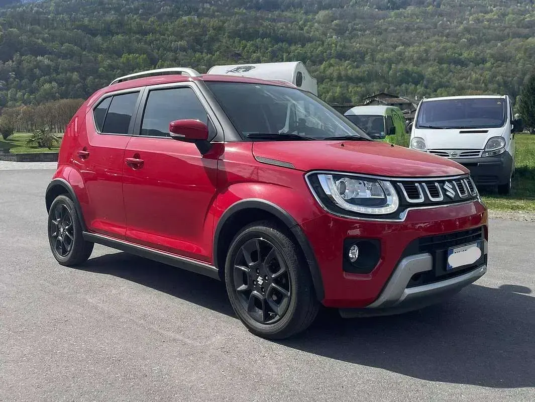 Usata Suzuki Ignis 83 CV (61 kW) 2022 Rosso SUV