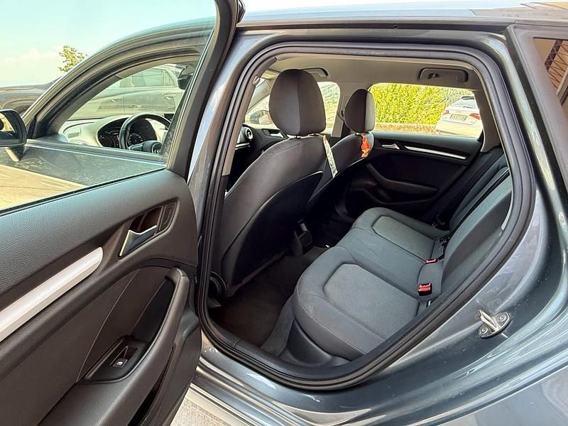 Usata Audi A3 S-Line 115 CV (84 kW) 2018 Grigio Berlina