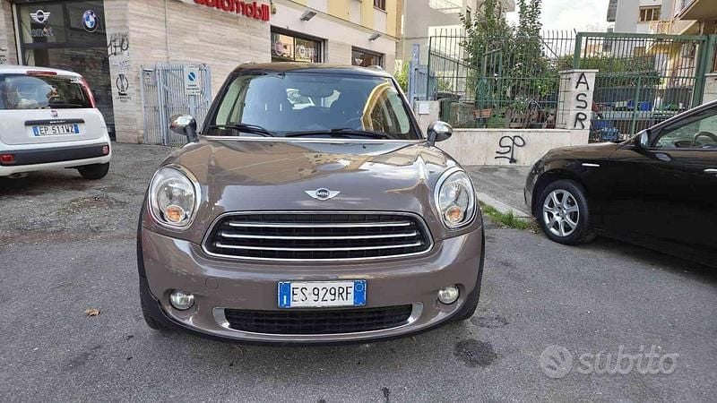 Usata Mini Cooper D Countryman 111 CV (81 kW) 2013 Marrone SUV