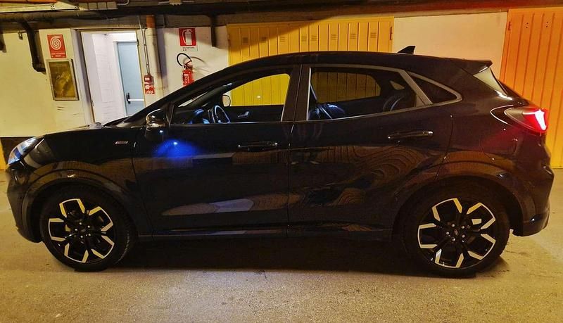 Usata Ford Puma ST-Line X 125 CV (91 kW) 2024 Blu/azzurro SUV