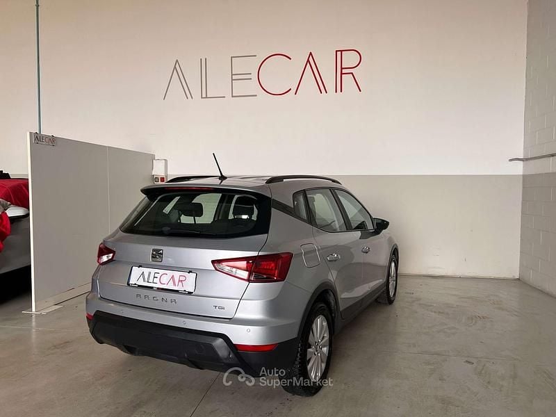 Usata Seat Arona Style 90 CV (66 kW) 2020 Argento SUV