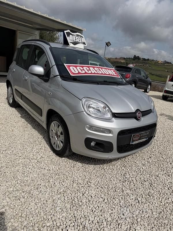 Usata Fiat Panda Easy 74 CV (54 kW) 2015 Grigio Utilitaria