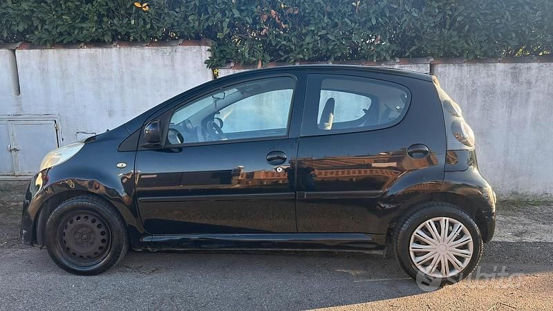Nero Usata 2007 Citroën C1 Due volumi | 1700 € (Super prezzo) - Immagine 1/4