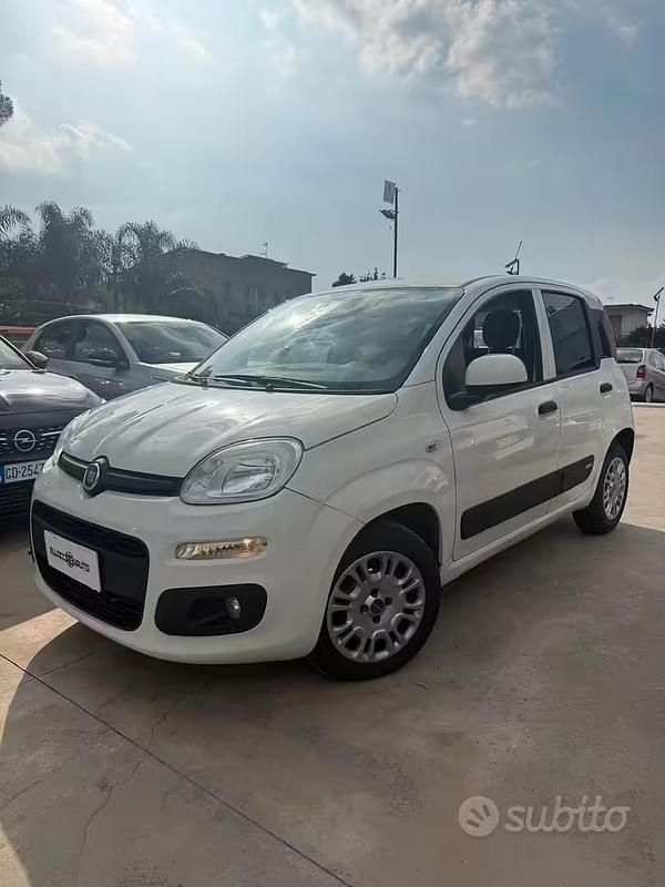 Usata Fiat Panda Easy 69 CV (50 kW) 2018 Bianco Utilitaria