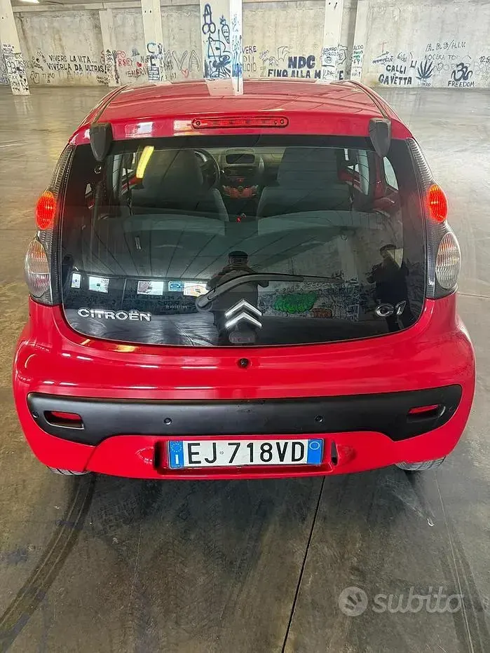 Usata Citroën C1 68 CV (50 kW) 2011 Rosso Utilitaria