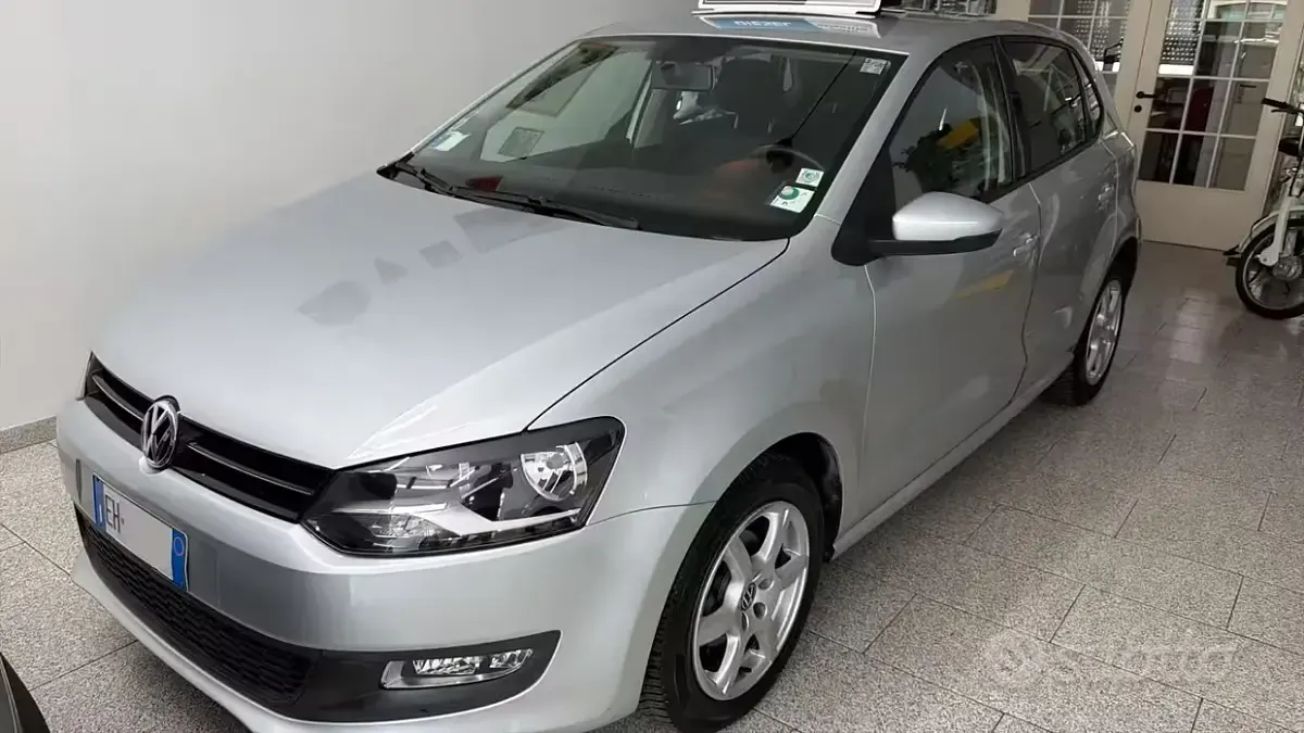Usata VW Polo Comfortline 75 CV (55 kW) 2011 Utilitaria