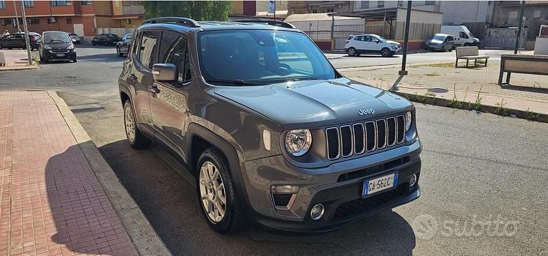 Usata Jeep Renegade Limited 140 CV (102 kW) 2020 Grigio SUV
