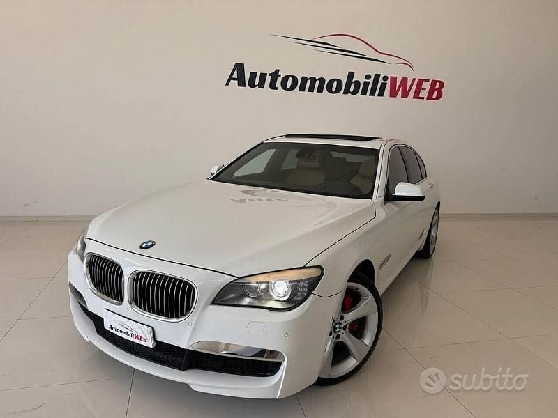 Usata BMW 750 408 CV (300 kW) 2010 Bianco Berlina