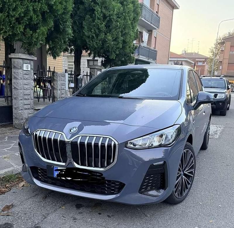 Usata BMW 225 Active Tourer Luxury Line 136 CV (100 kW) 2022 Monovolume