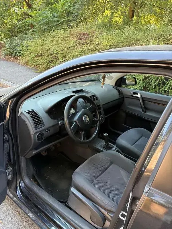 Usata VW Polo Comfortline 75 CV (55 kW) 2005 Berlina