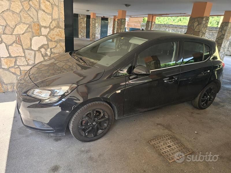 Usata Opel Corsa 90 CV (66 kW) 2017 Nero Berlina