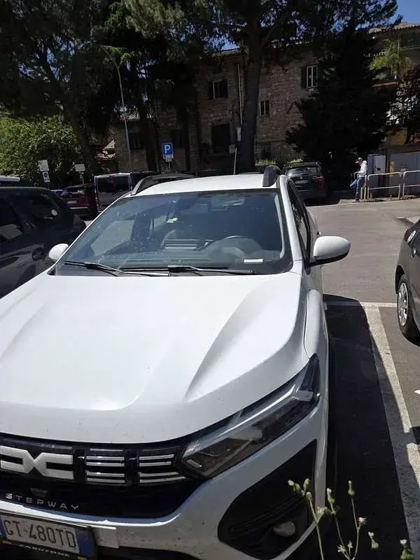 Usata Dacia Sandero Expression 101 CV (74 kW) 2024 Bianco Berlina