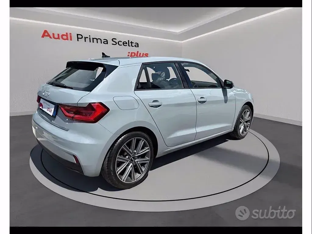 Usata Audi A1 Sportback Advanced Plus 110 CV (80 kW) 2022 Grigio freccia metalizzato Utilitaria