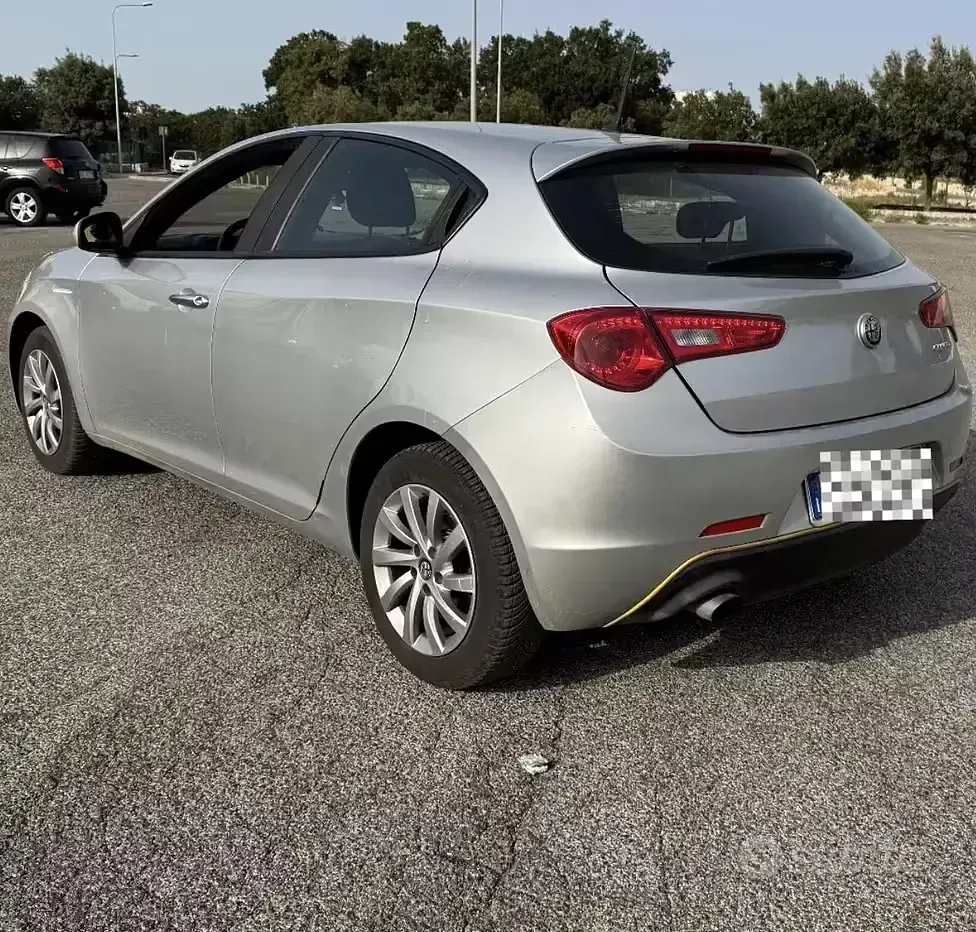 Usata Alfa Romeo Giulietta 109 CV (80 kW) 2017 Grigio Utilitaria