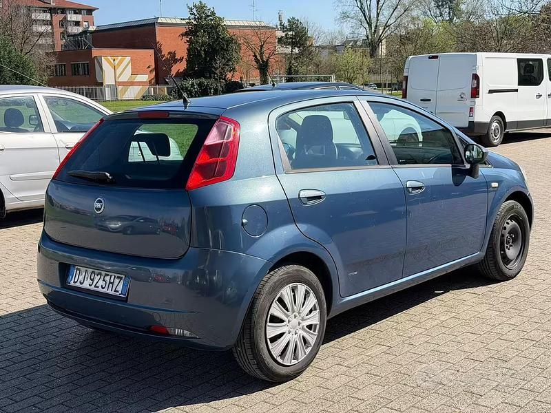 Usata Fiat Grande Punto 65 CV (47 kW) 2007 Utilitaria
