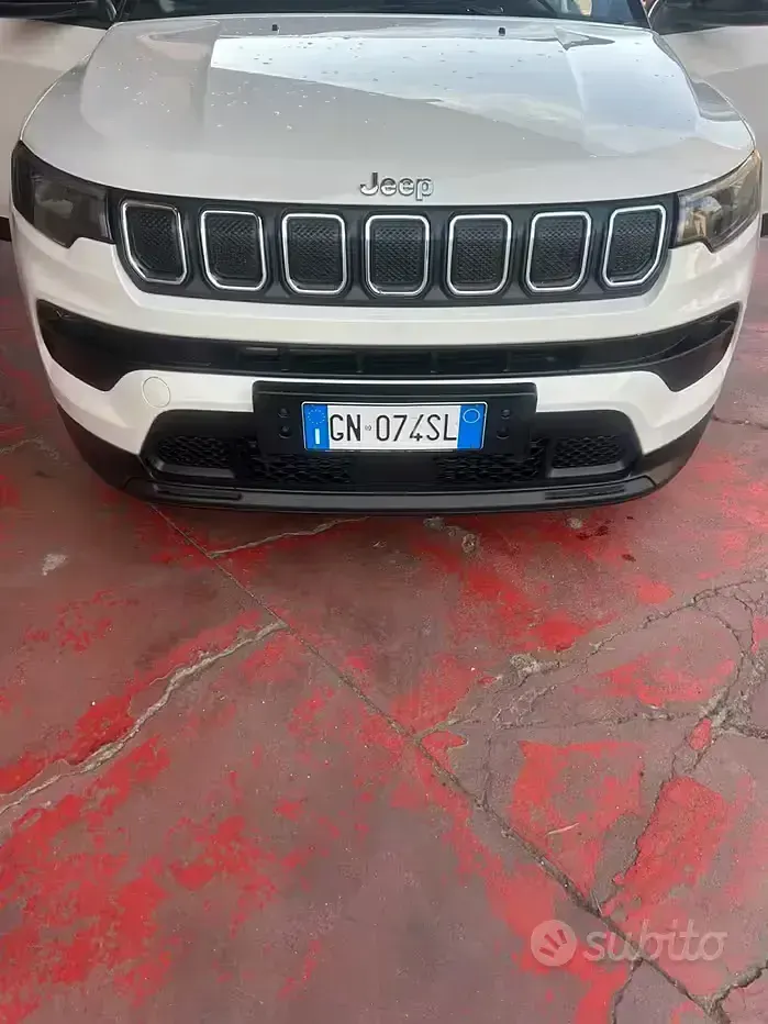 Usata Jeep Compass 131 CV (96 kW) 2023 Bianco SUV