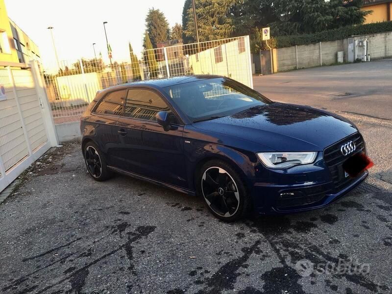 Blu Usata 2014 Audi A3 Coupé | 14.000 € (Cara) - Immagine 1/2
