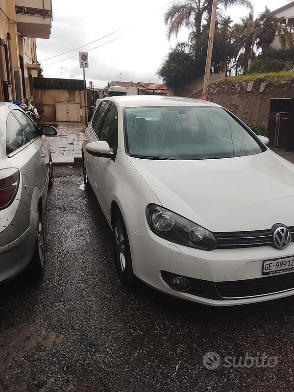 Usata VW Golf VI 122 CV (89 kW) 2011 Bianco Utilitaria