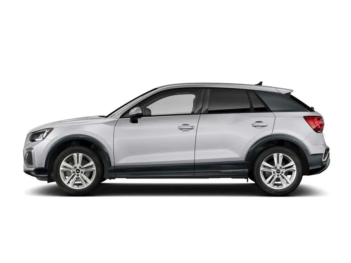 Nuova Audi Q2 Advanced 150 CV (110 kW) 2026 Argento fioretto metallizzato SUV