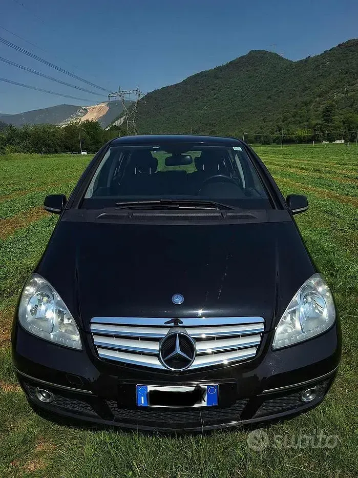 Usata Mercedes A150 129 CV (94 kW) 2010 Nero Berlina