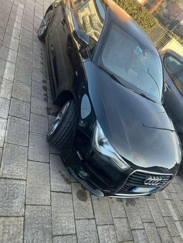Usata Audi A1 Ambition 122 CV (89 kW) 2011 Nero Utilitaria