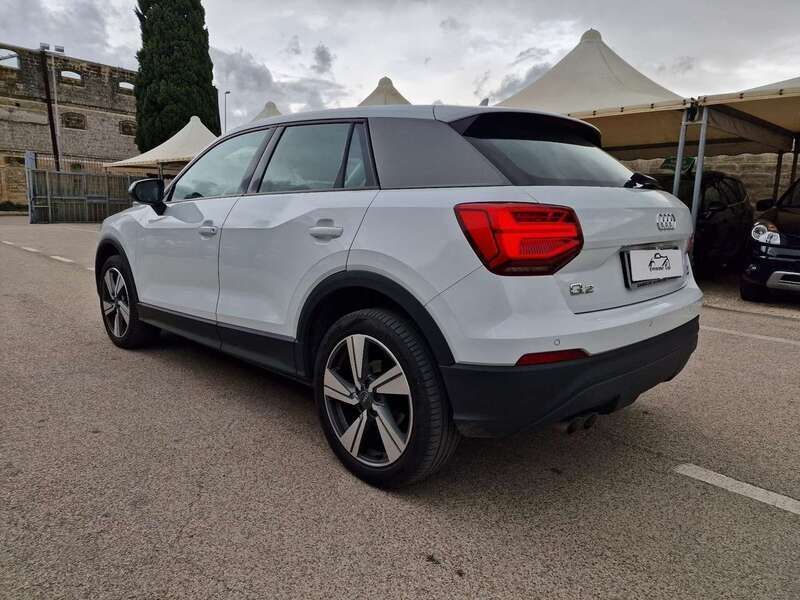 Usata Audi Q2 Ambiente 190 CV (139 kW) 2017 Bianco SUV