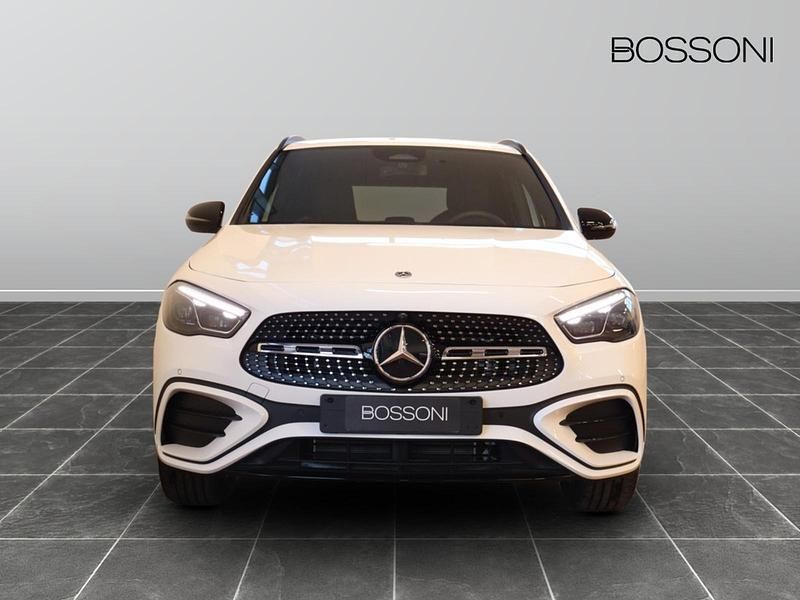 Nuova Mercedes GLA250 AMG line 218 CV (160 kW) 2026 Bianco SUV