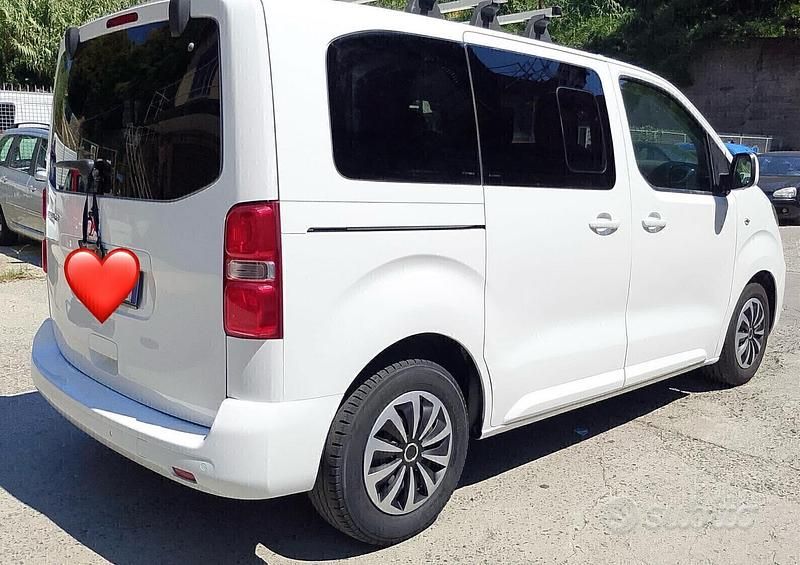 Usata Peugeot Traveller 120 CV (88 kW) 2020 Bianco Monovolume