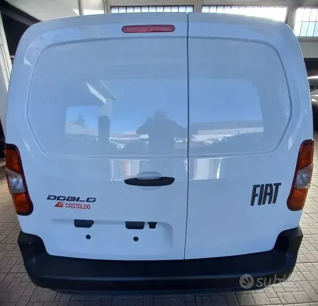 Uusi Fiat Doblò 101 HP (74 kW) 2026 Valkoinen Tila-auto