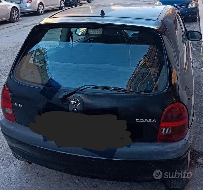 Usata Opel Corsa 1998 Nero Utilitaria