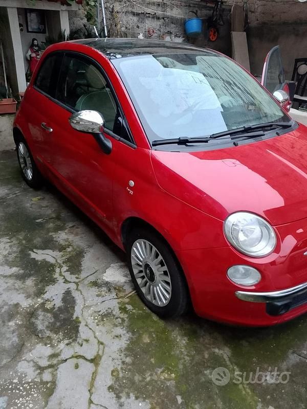 Rosso Usata 2009 Fiat 500 Due volumi | 2500 € - Immagine 1/4