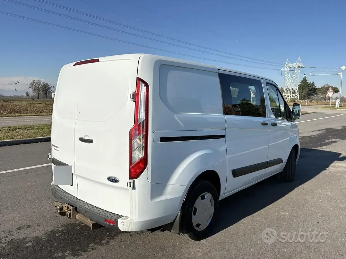 Usata Ford Transit Custom 105 CV (77 kW) 2025 Bianco Berlina