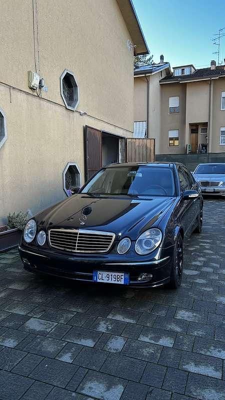 Usata Mercedes E220 150 CV (110 kW) 2004 Berlina