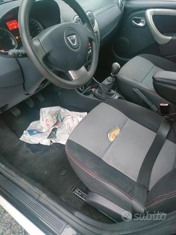 Usata Dacia Duster 2013 Grigio SUV