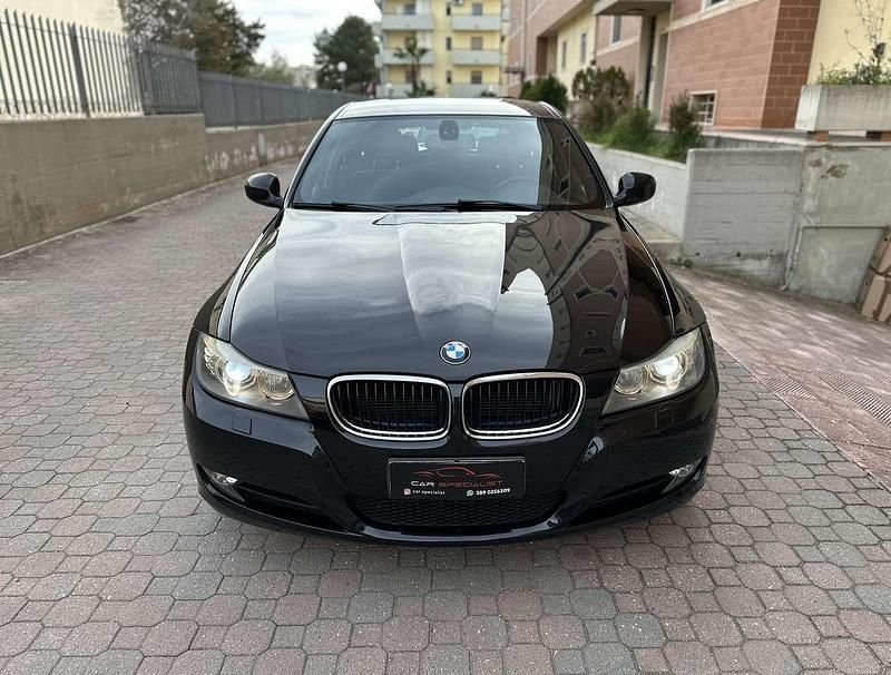 Usata BMW 320 184 CV (135 kW) 2011 Nero Station wagon