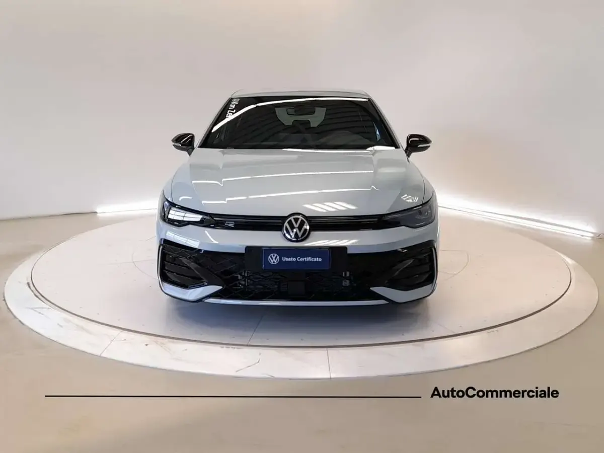 Nuova VW Golf VIII R-line Plus 150 CV (110 kW) 2026 Blu/azzurro Berlina